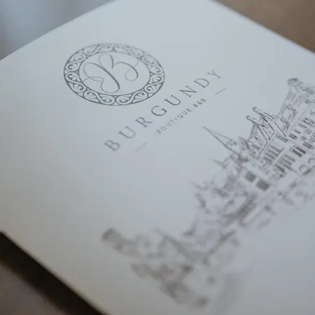 The Burgundy - Boutique Brugge
